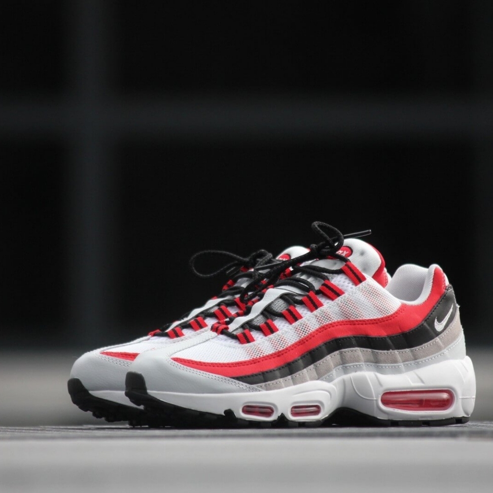 Nike Air Max 95 Essential